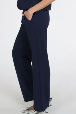 Aimée the label niek Broek Marine