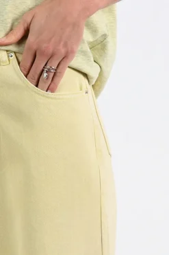 Aimée the label silke Jeans Geel