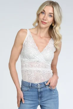 Aimée the label Vivia lace top Top Off white