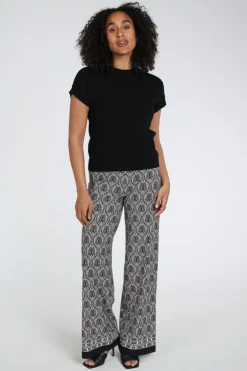 Emotions 126108 Pull korte mouw Zwart