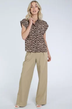 Geisha 63242-20 Blouse mouwloos Bruin