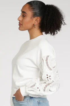 Moscow Lacie 114-04 Sweater Off white