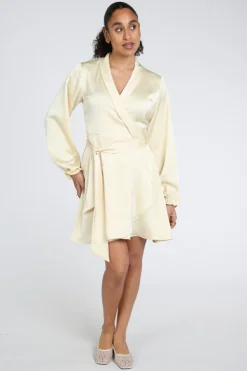 Neo Noir Colbie Heavy dress Jurk lange mouw Licht geel
