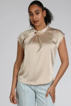 Neo Noir Fleur Drapy Satin blouse Top Zand
