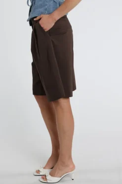 Neo Noir 168253 Short Bruin