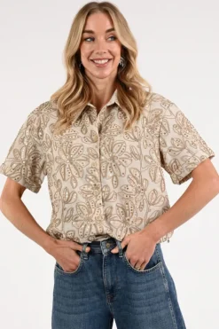 Nukus NKS02115 Blouse korte mouw Zand