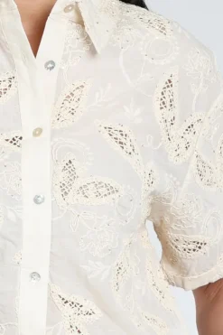 Nukus NKS02124 Blouse korte mouw Zand